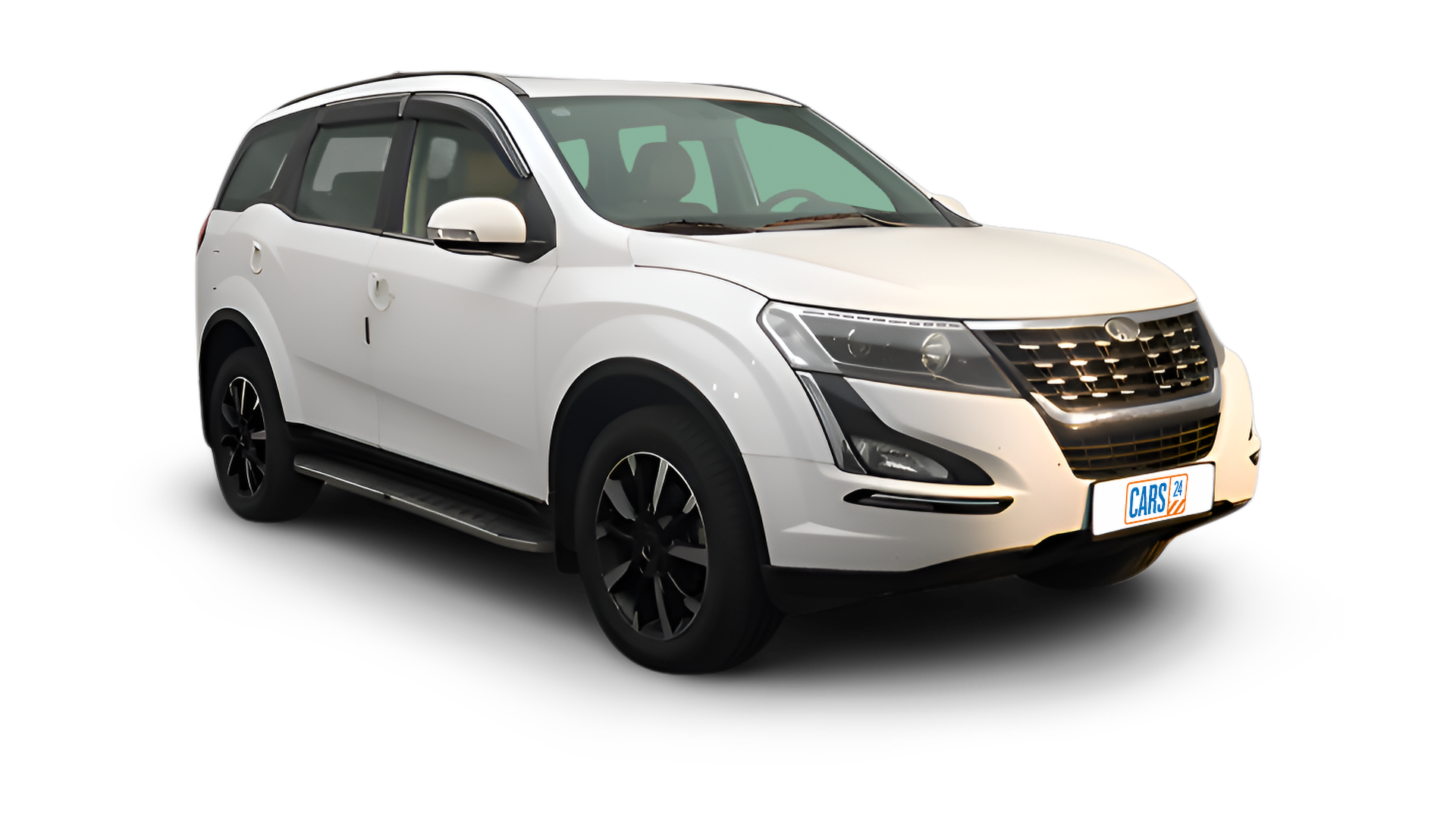 Mahindra XUV500-img